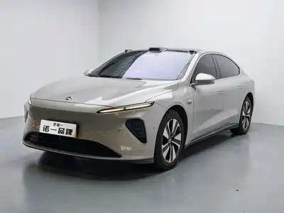 NIO ET7
