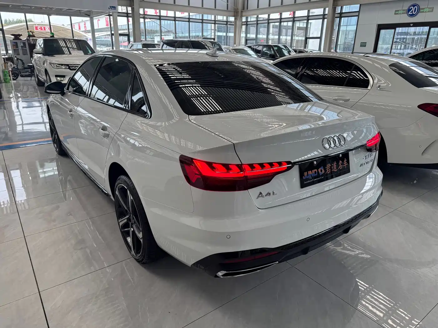 Audi A4L 2025 2025 2 Million Celebration Edition 40 TFSI Luxury Dynamic