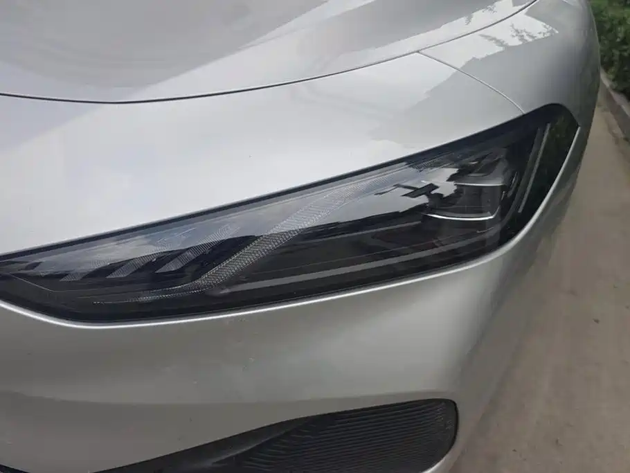 Roewe D7 2025 2025 DMH 125km World Champion Edition