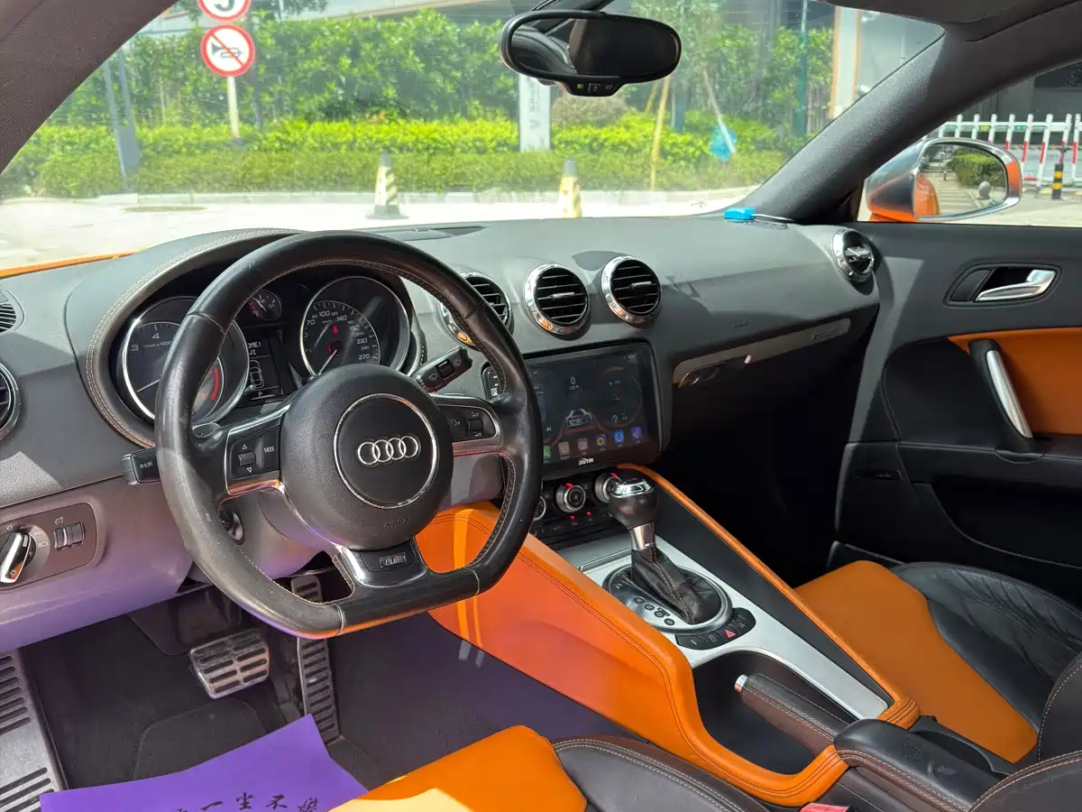 Audi TTS 2012 2011 Model TTS Coupe 2.0TFSI quattro