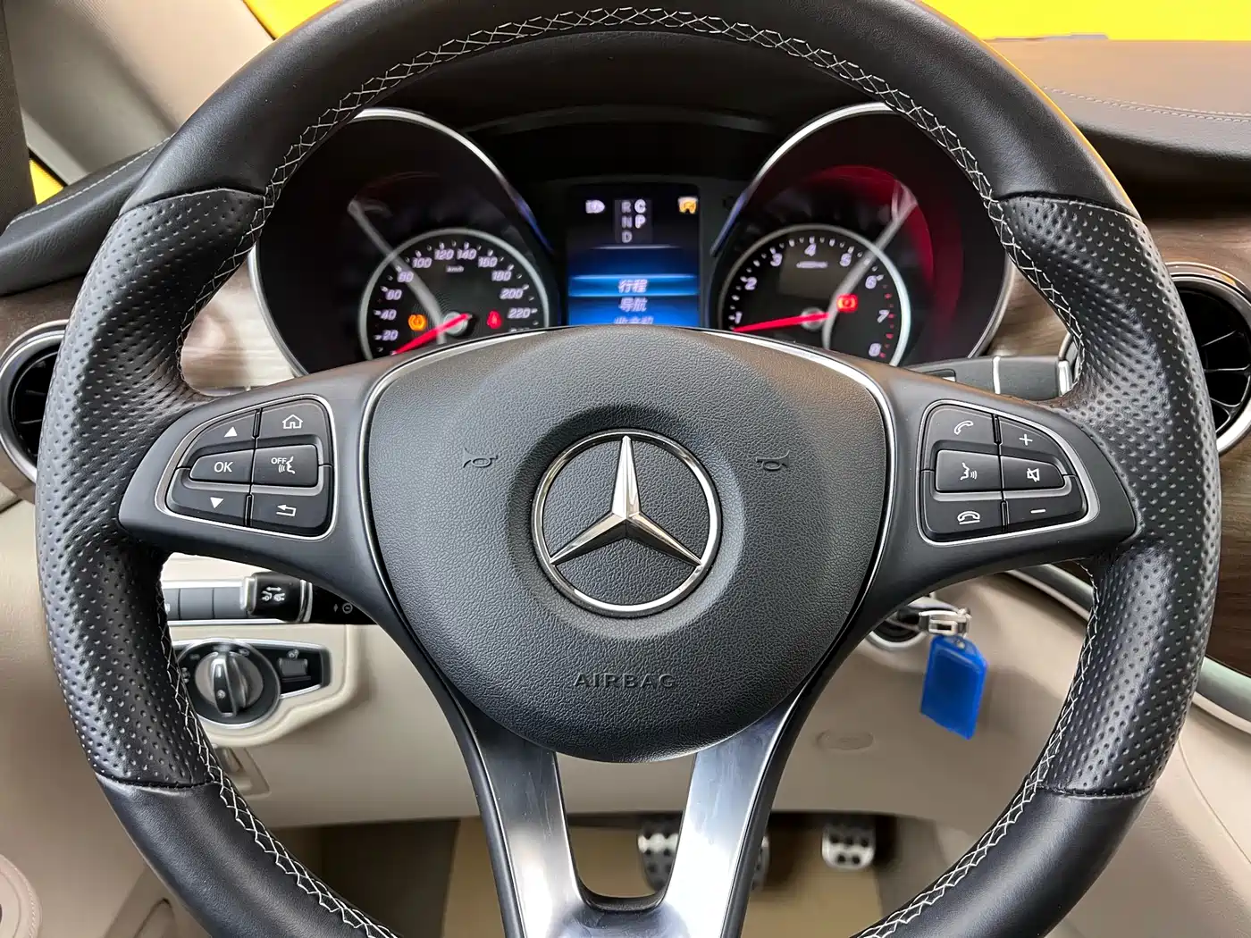 Mercedes-Benz V-Class 2021 V 260 L Long Wheelbase Luxury Edition фото 13