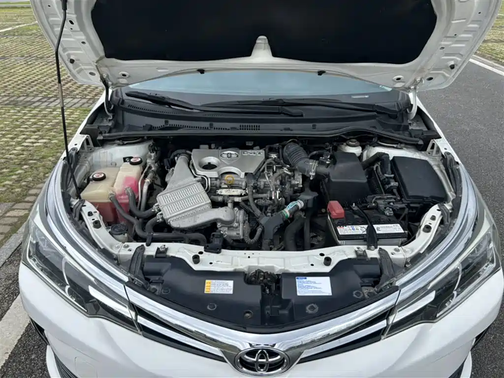Toyota Corolla 2017 Facelift 1.2T S-CVT GL-i фото 10
