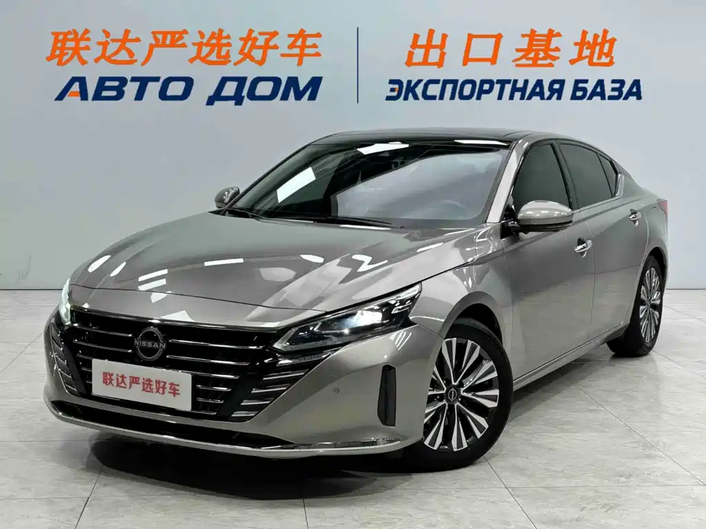 Nissan TEANA