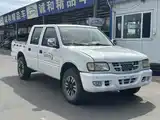 Photo 3 - Isuzu Pickup