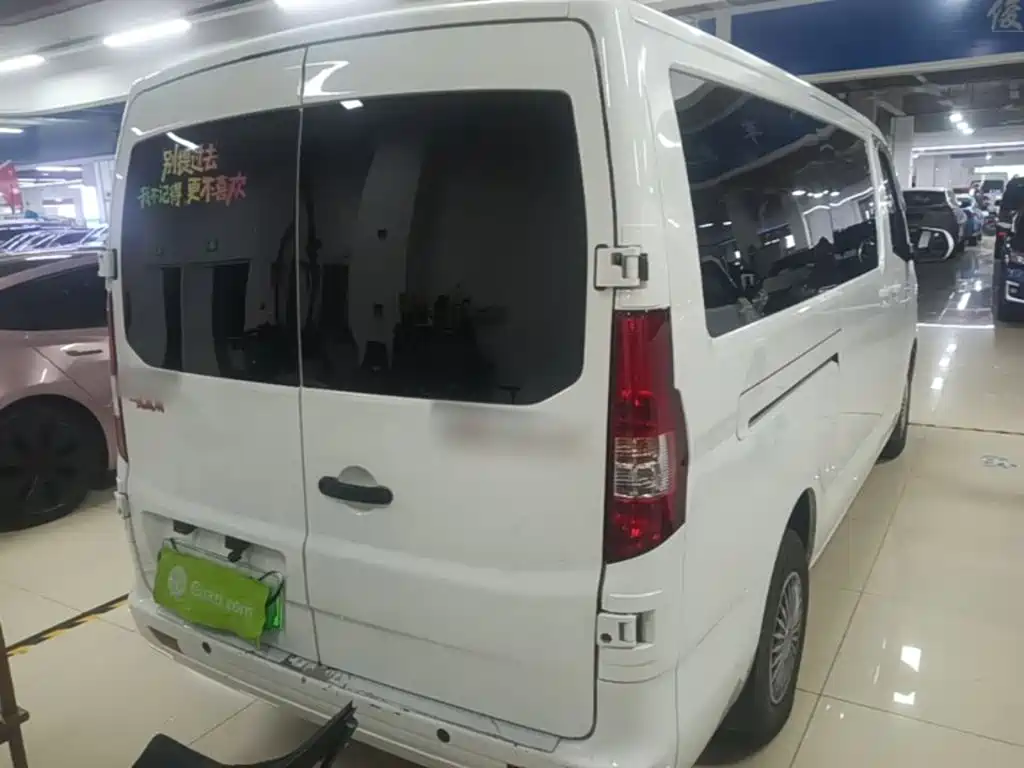 Changan Kaicheng Changan Ruixing EM80 2026 2025 Passenger Version Comfort 6-seater 300km Dual Swing Doors