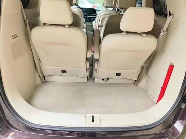 Buick GL8 2021 Avenir Aivia 6-Seater Elite Edition — фото 5