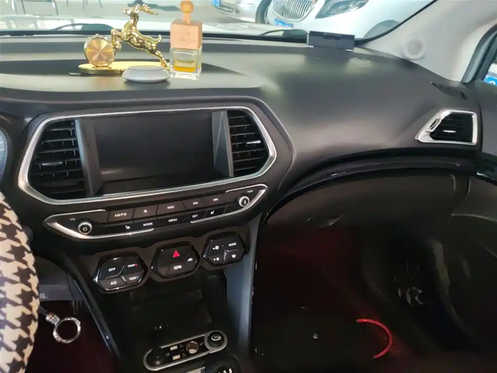 GAC Trumpchi Trumpchi GS4 2017 235T Manual 2WD Luxury фото 5