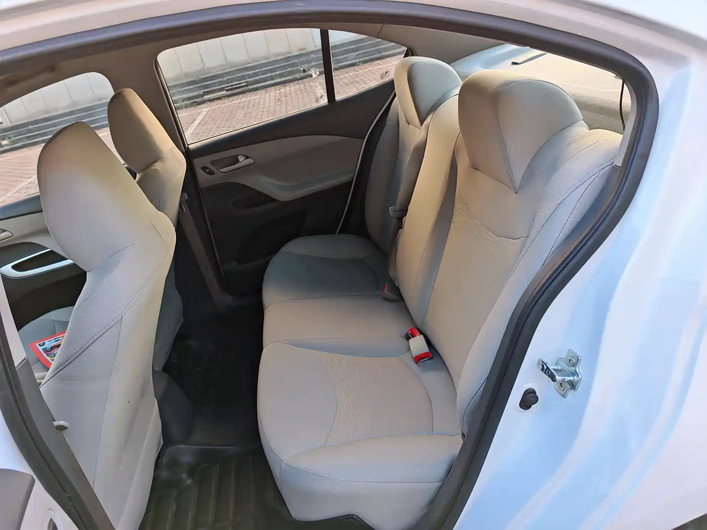 Chevrolet Sail 2015 Sail 3 1.3L AMT Ideal Edition фото 11
