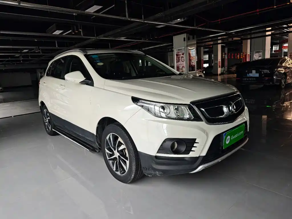 Фото 4 - BAIC Senova X55