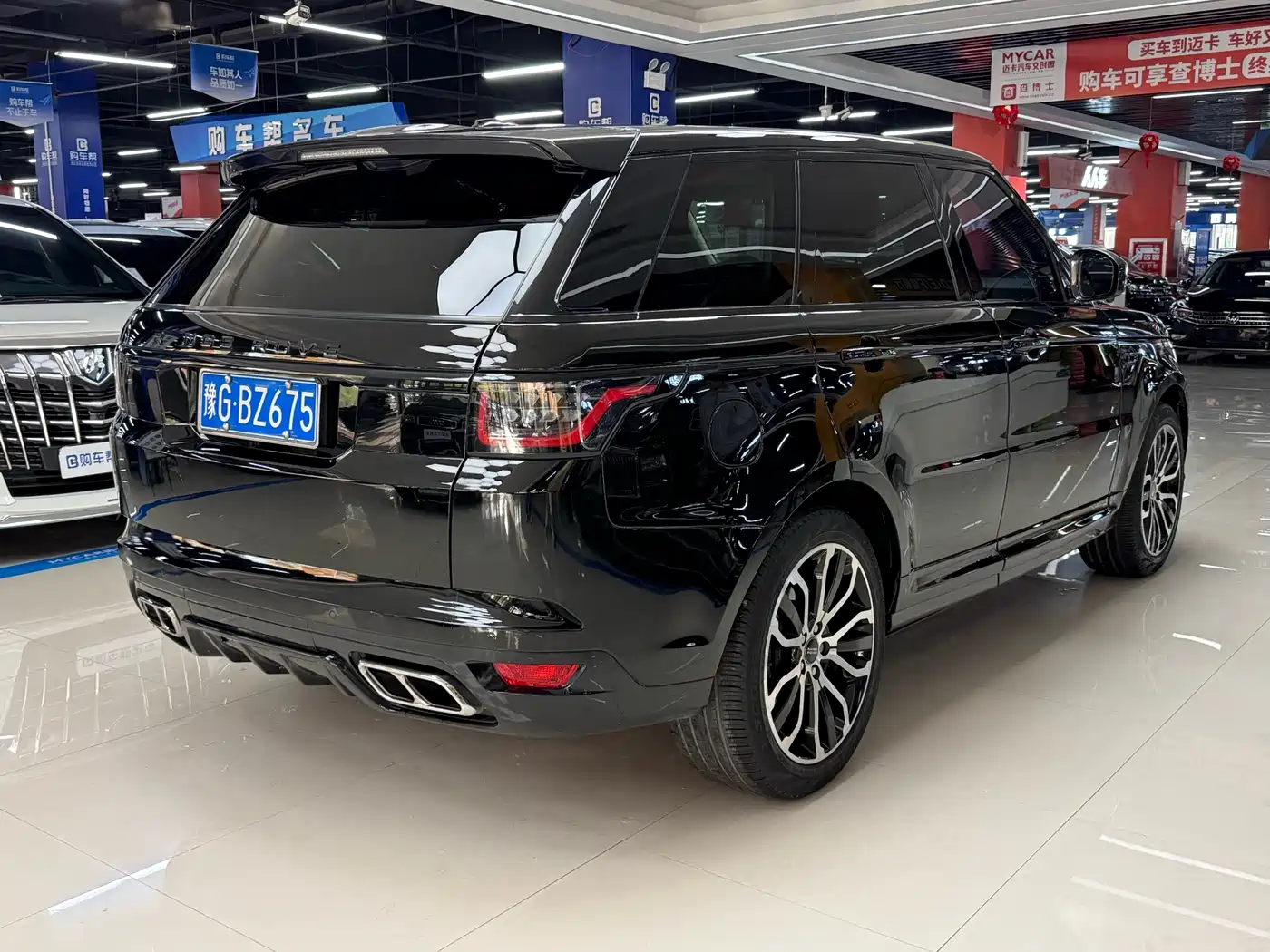 Land Rover Range Rover Sport 2014 3.0 SC V6 Trendsetting Genesis Edition фото 16