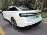 Фото 12 - Volkswagen ID.7