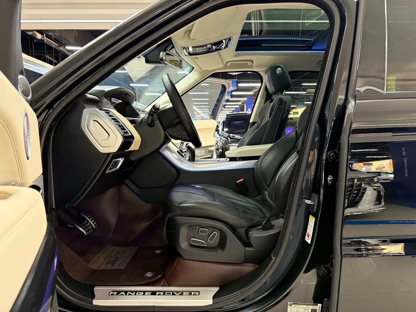 Land Rover Range Rover Sport 2014 3.0 SC V6 Trendsetting Genesis Edition фото 7