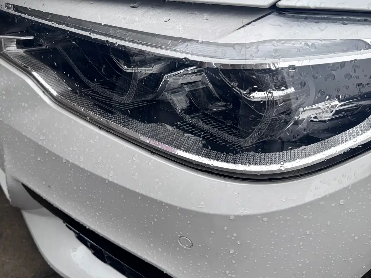 BMW 5 Series 2020 530Li Exclusive M Sport Package фото 19