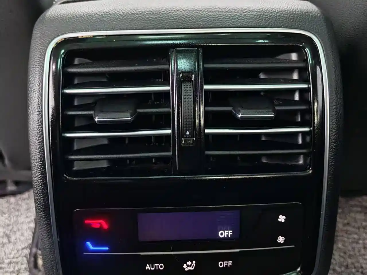 Volkswagen Magotan 2020 330TSI DSG Luxury фото 15