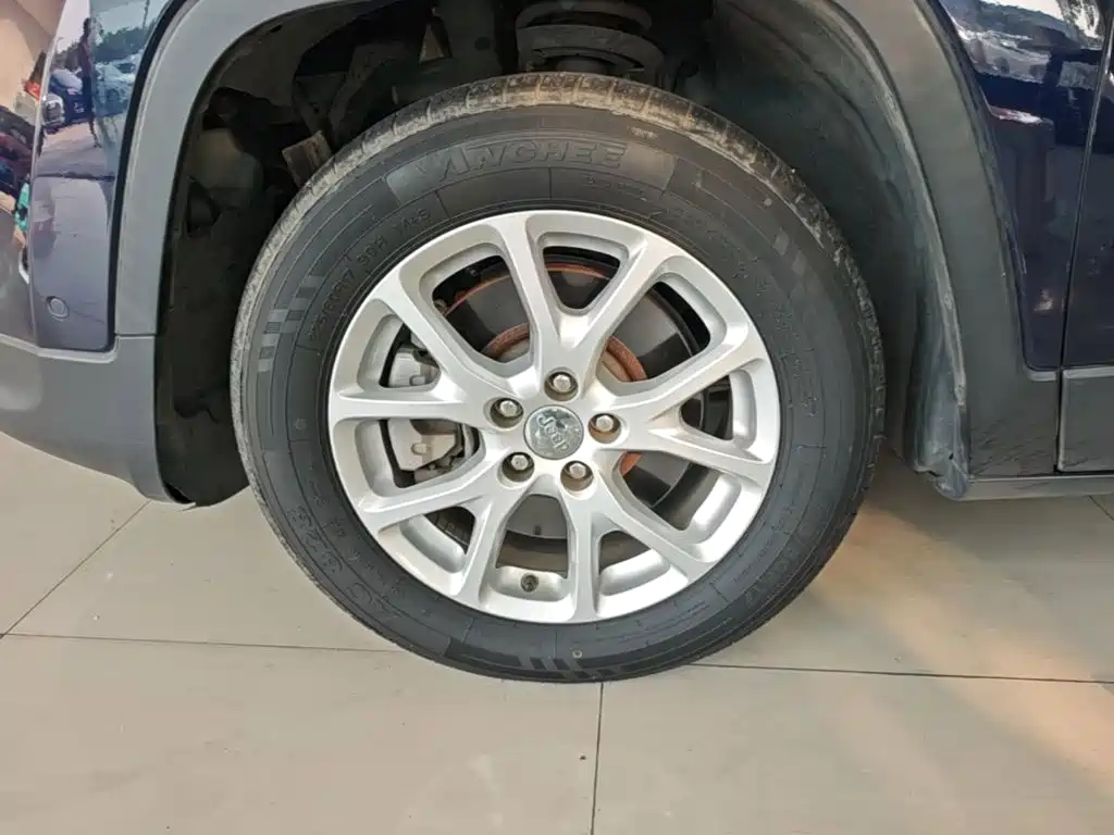 Jeep Cherokee 2016 2016 2.0L Superior Edition