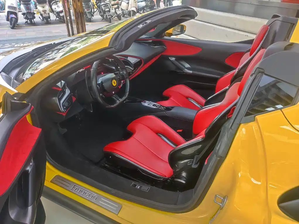 Ferrari SF90 2022 2021 3.9T V8 Spider