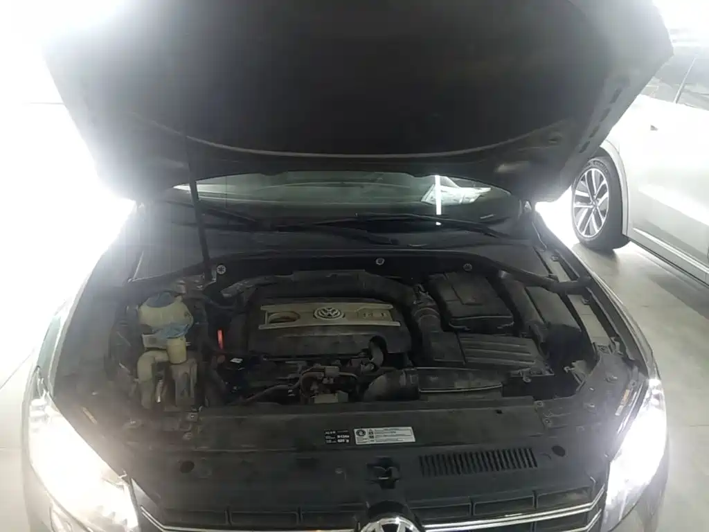 Фото 20 - Volkswagen Passat