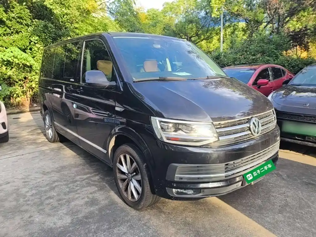 Volkswagen Multivan 2019 2018 2.0TSI 2WD Luxury Edition 7-Seater