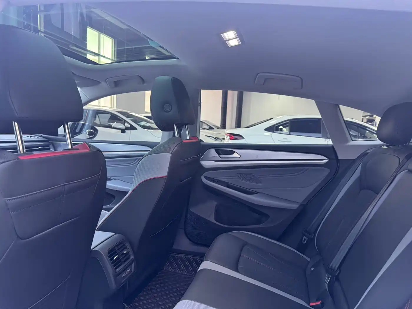 Volkswagen Lamando 2023 Lamando L 280TSI DSG Cool Edition фото 10