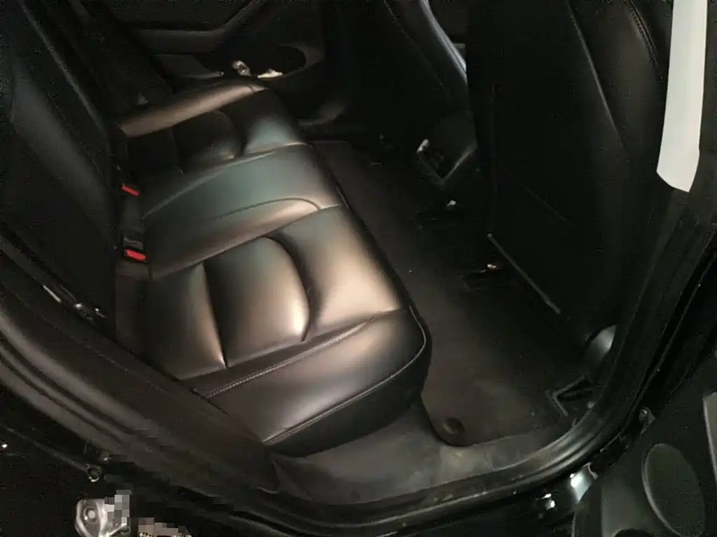 Photo 11 - Tesla Model 3