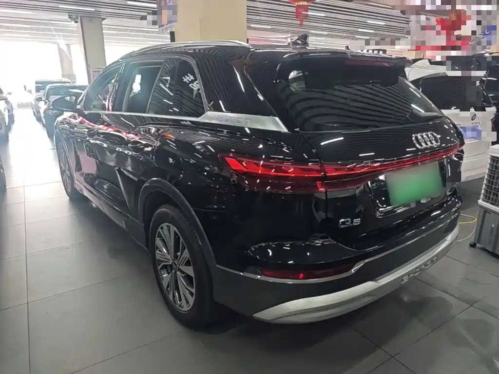 Audi Q5 e-tron 2023 2023 40 e-tron Shining Edition Mecha Package