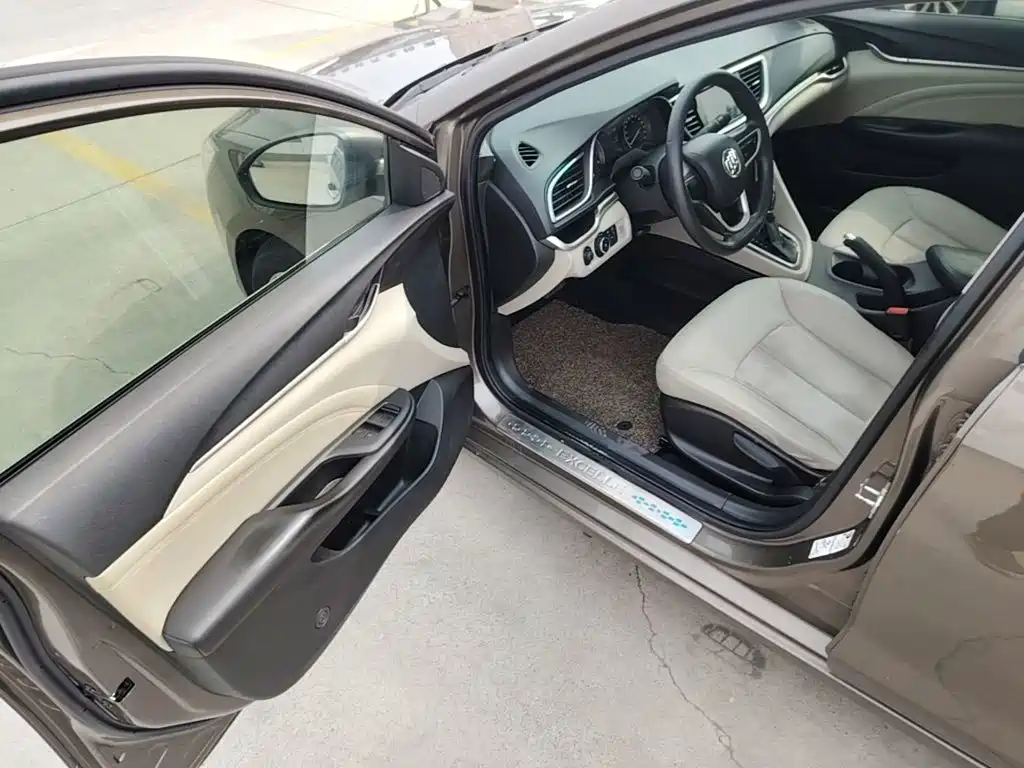 Фото 16 - Buick Excelle