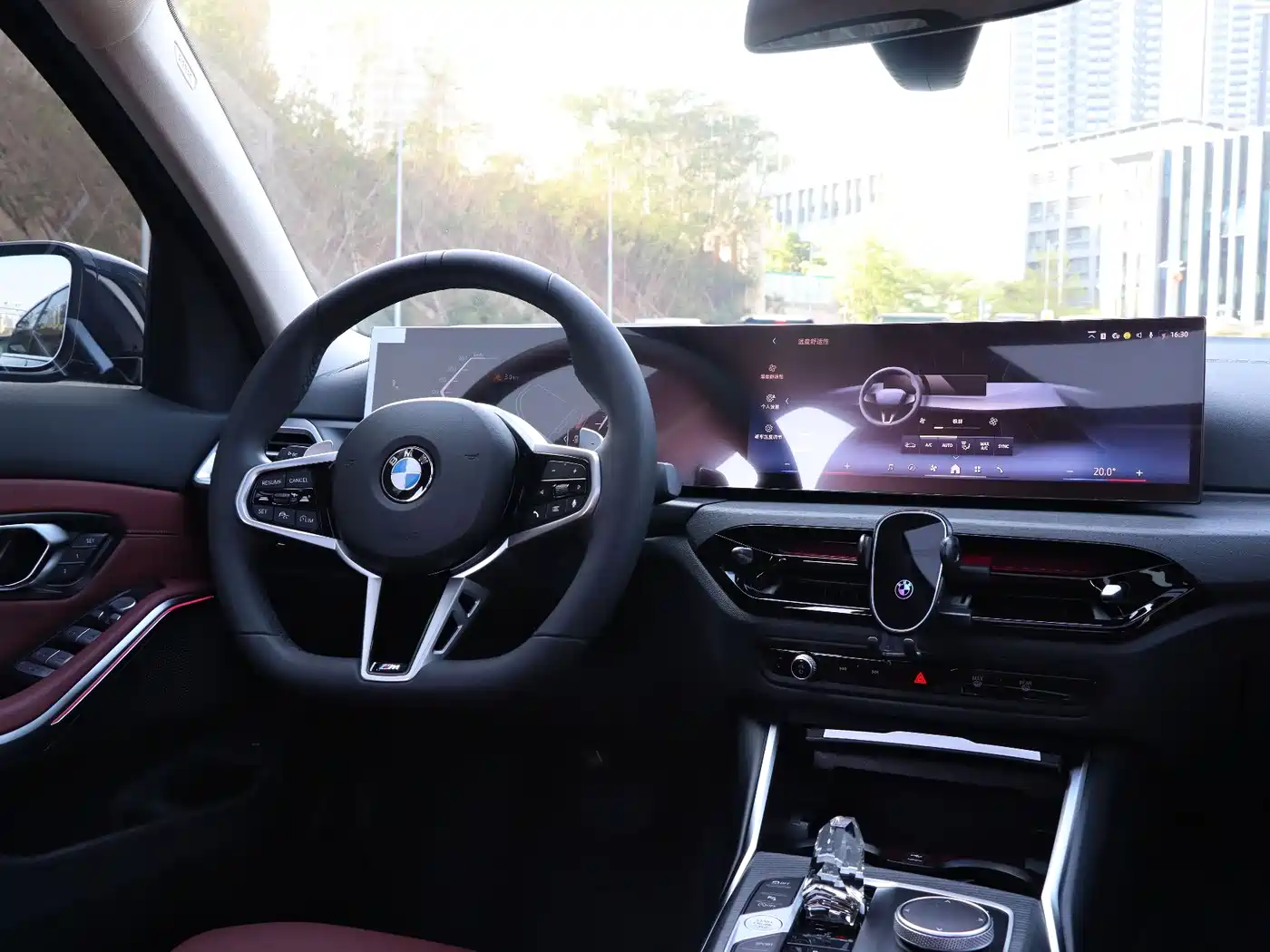 BMW 3 Series 2025 325Li M Sport Package фото 14