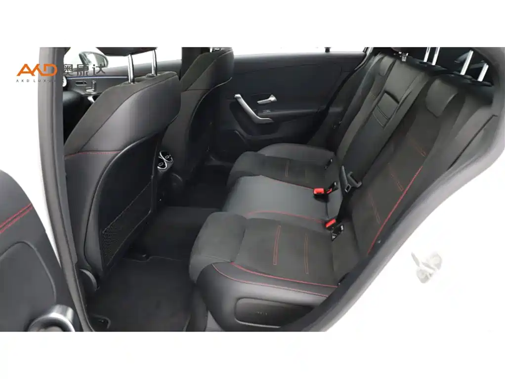 Фото 7 - Mercedes-Benz A-Class