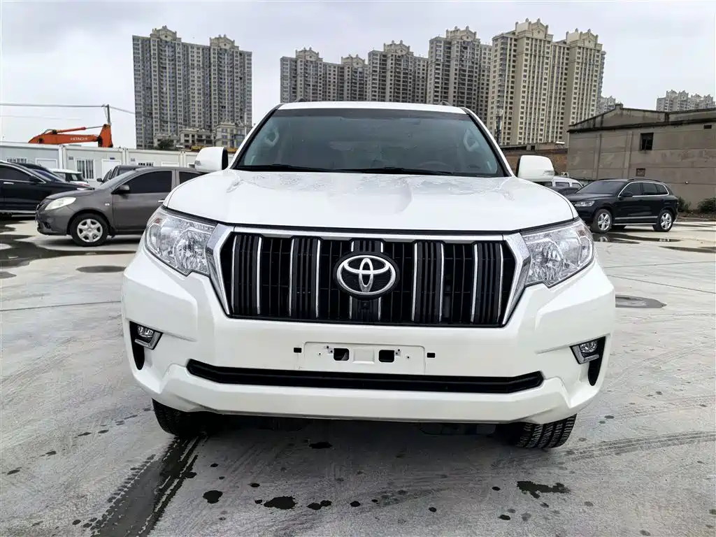 Toyota Prado 2018 3.5L Auto TX фото 12