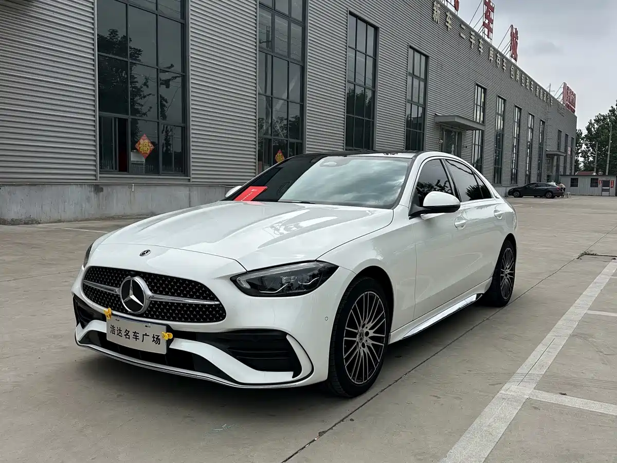 Фото 1 - Mercedes-Benz C-Class