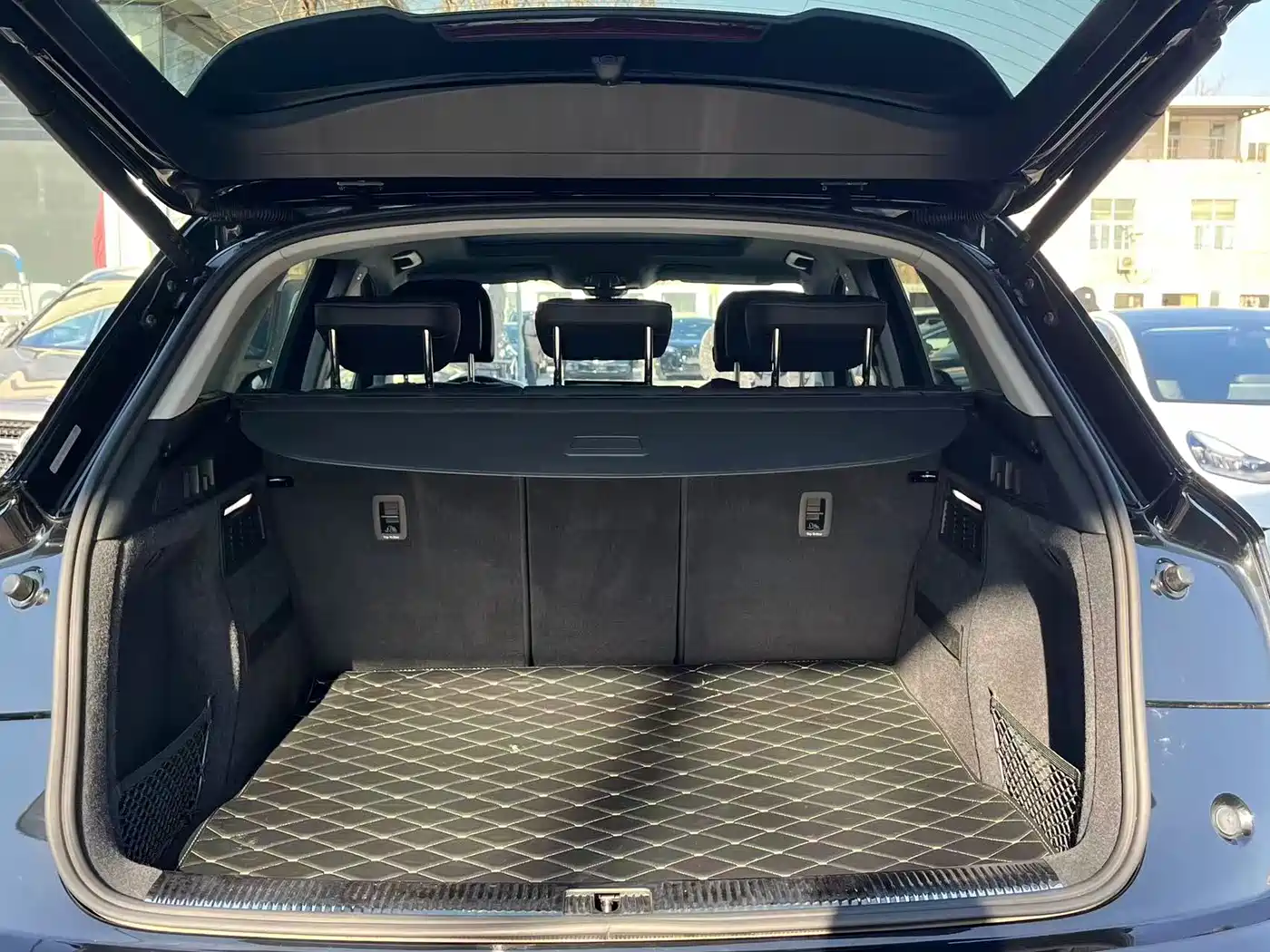 Audi Q5L 2022 Facelift 45T Luxury Dynamic фото 25