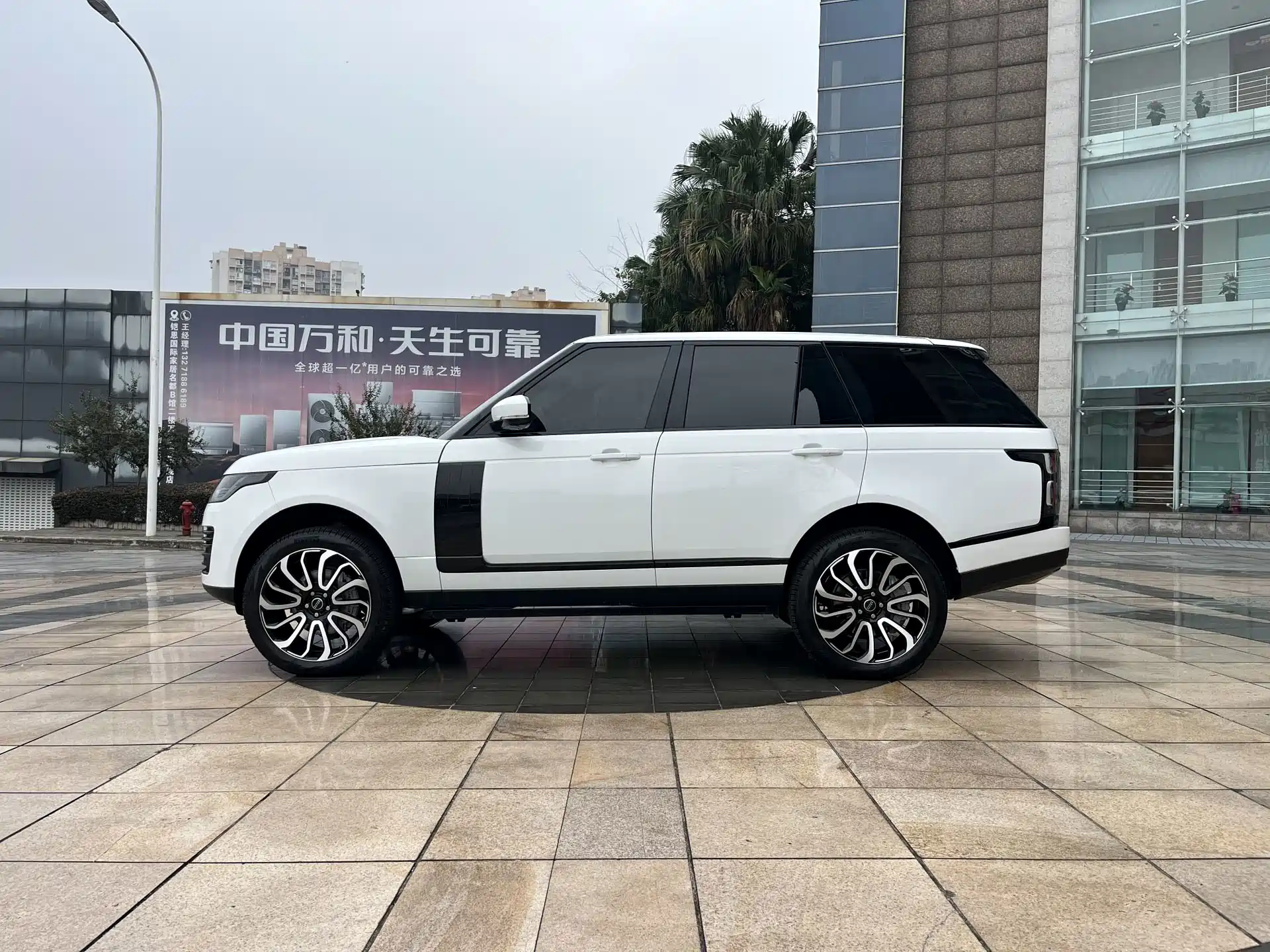 Фото 7 - Land Rover Range Rover