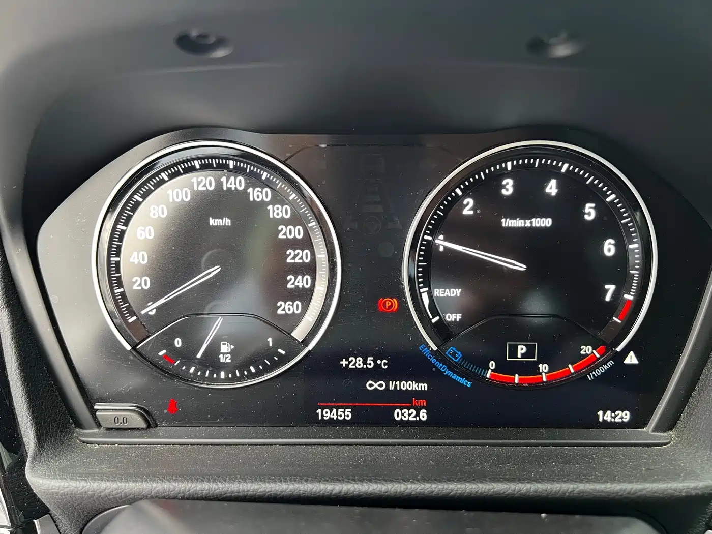 BMW 1 Series 2022 125i M Sport Shadow Edition фото 7