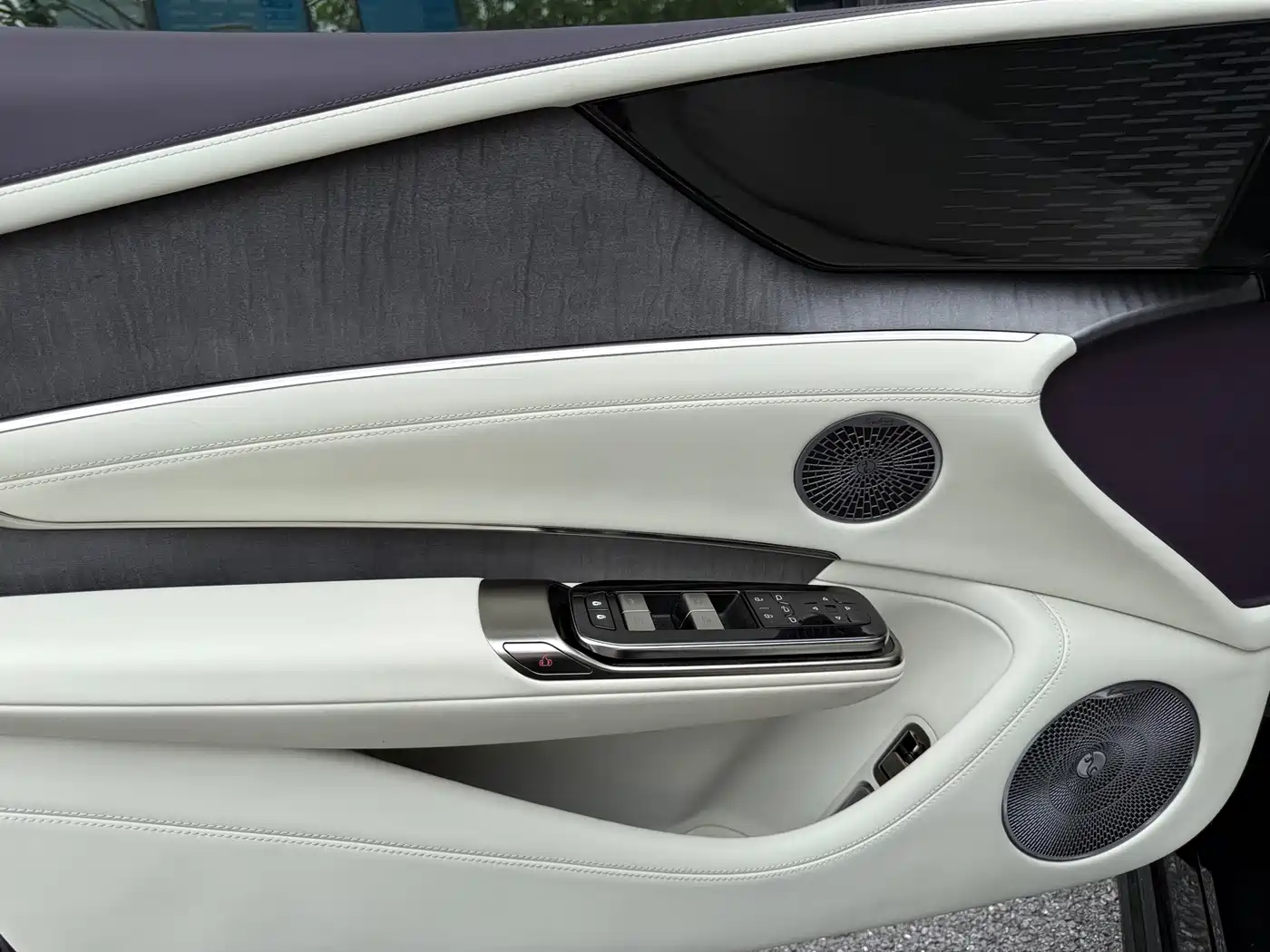 Yangwang U7 2026 2025 Model PHEV 5-Seat Luxury
