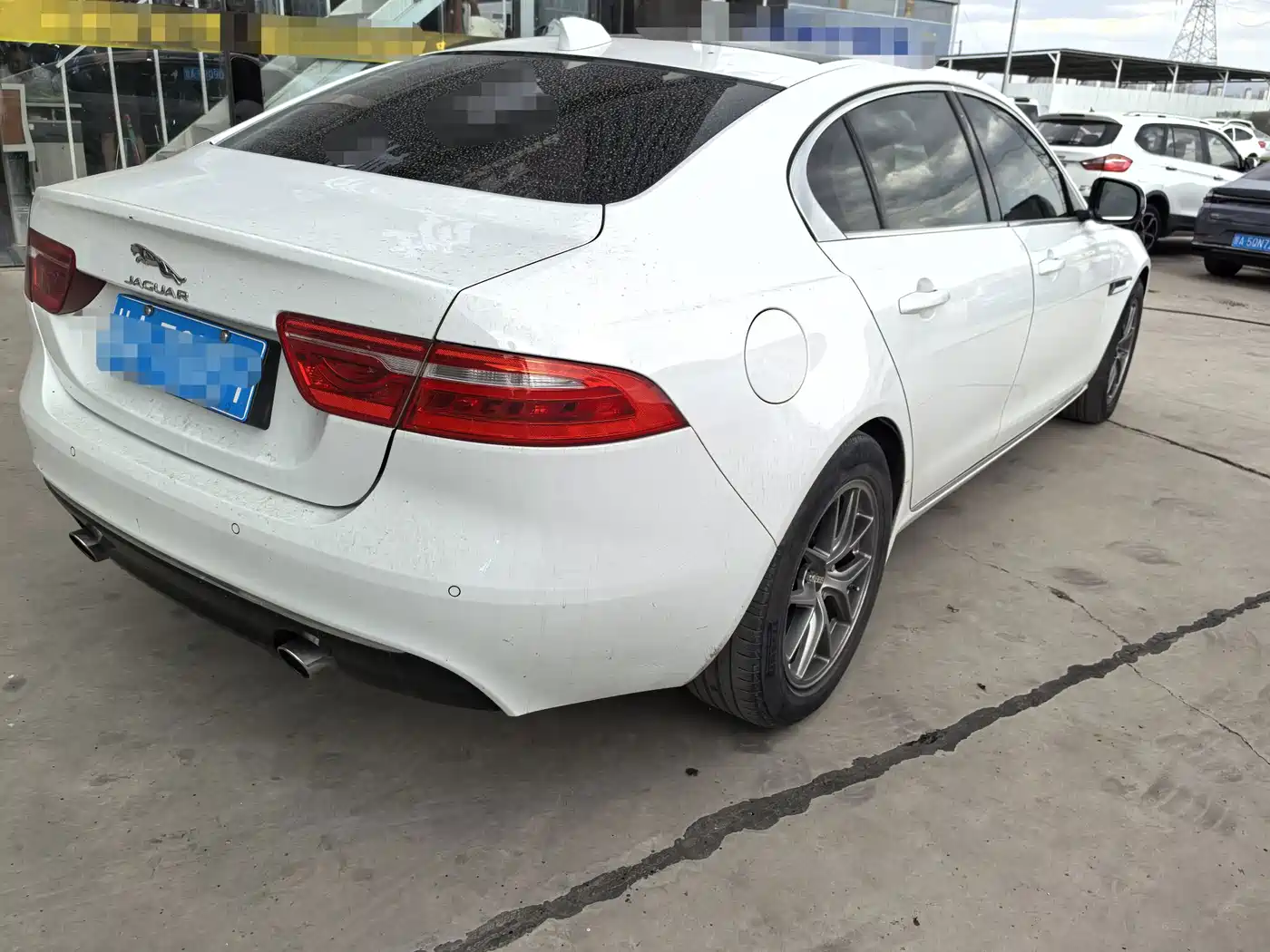 Фото 6 - Jaguar XEL