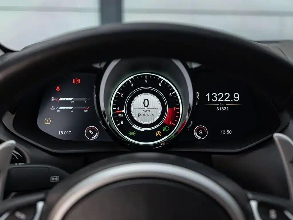 Aston Martin V8 Vantage 2019 2018 4.0T V8 Coupe