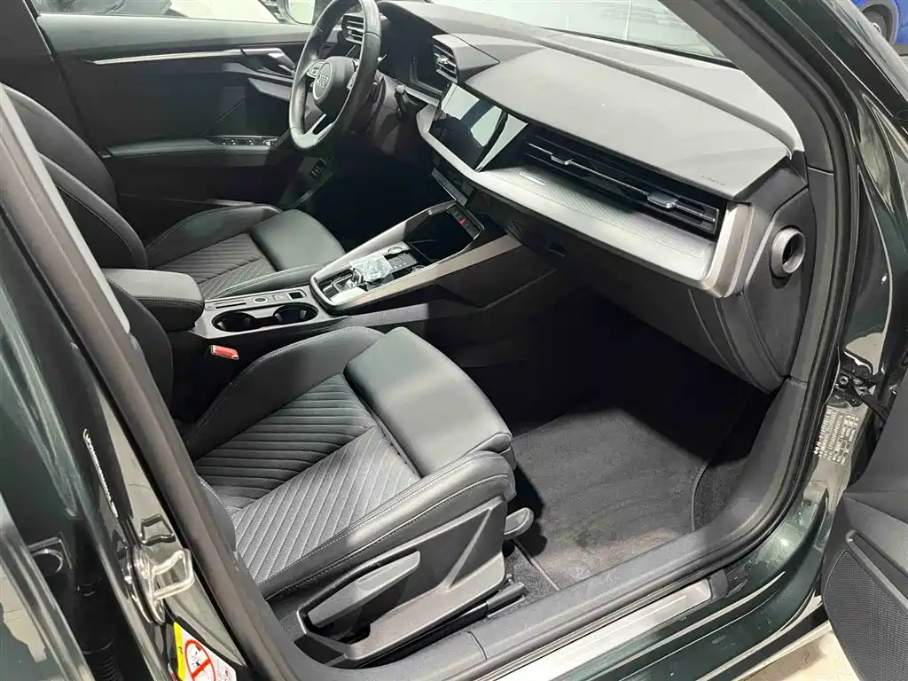 Audi A3 2023 A3L Limousine 35 TFSI Fashion Elegance фото 11