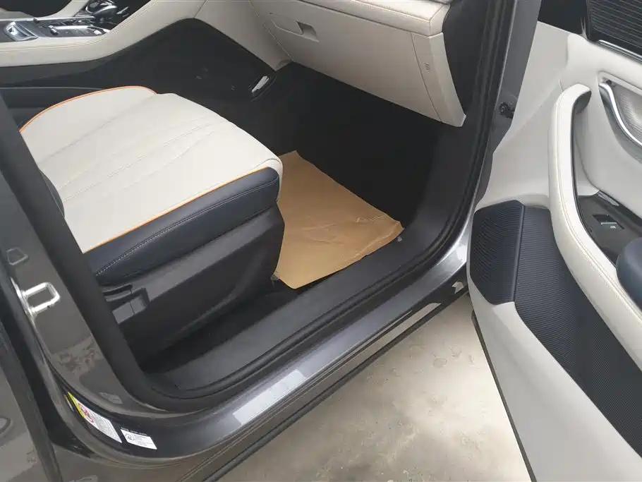 BYD Song PLUS PHEV 2021 DM-i 110KM Flagship PLUS фото 8