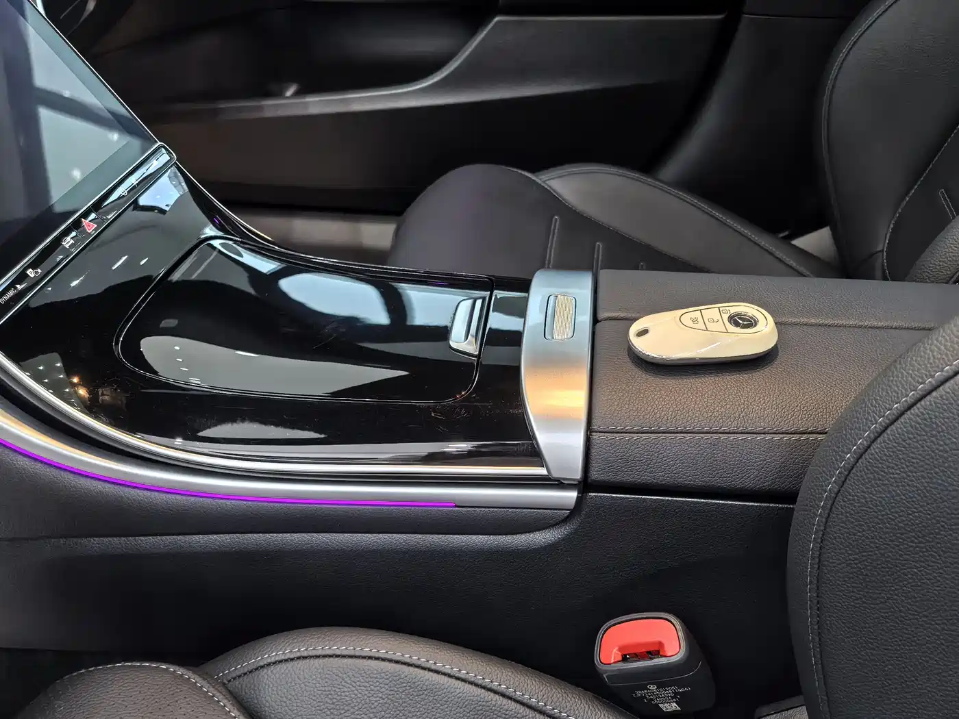 Mercedes-Benz C-Class 2024 C 260 L Sport фото 12