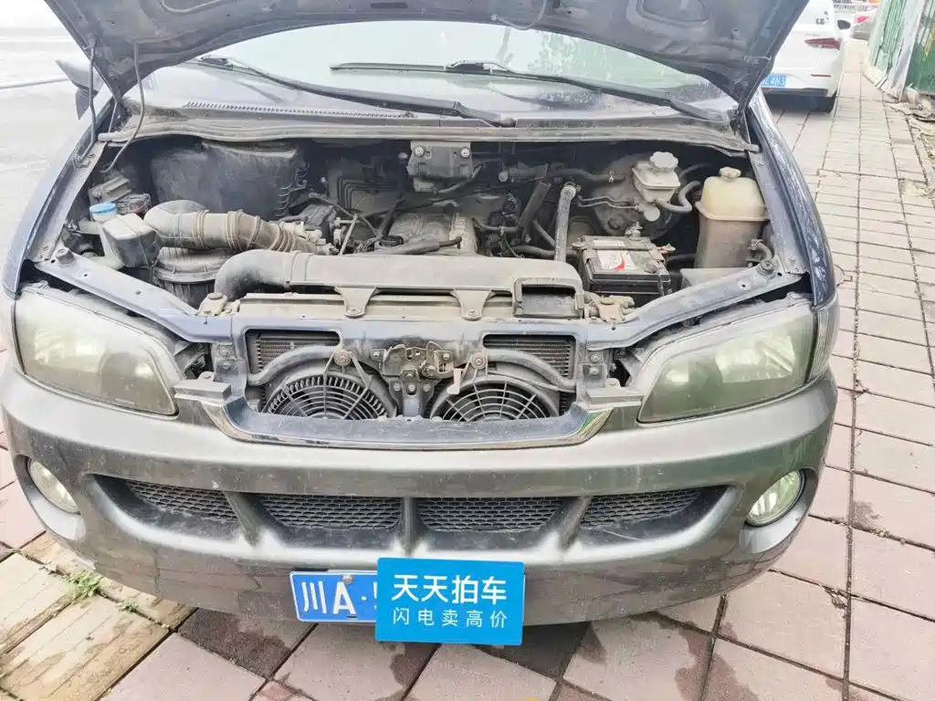 JAC Refine 2012 2011 Model 2.0L Shuttle Gasoline Standard Edition HFC4GA3