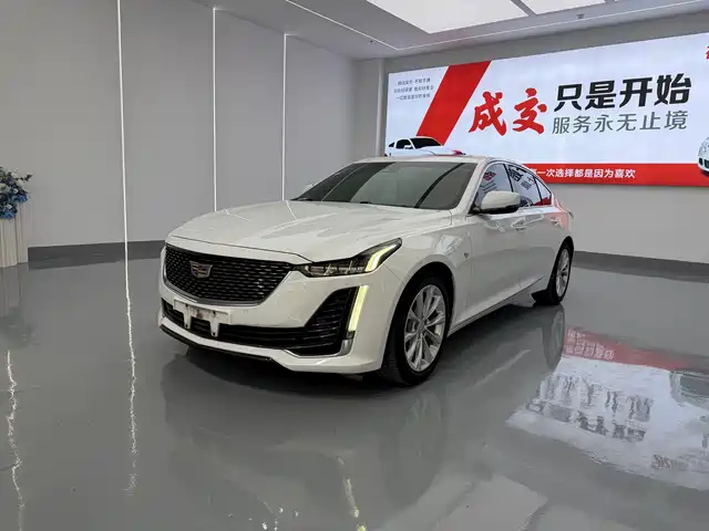 Cadillac CT5 28T, Люкс, Стандарт