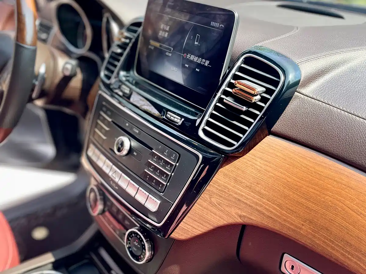 Mercedes-Benz GLS 2018 Facelift GLS 320 4MATIC фото 40