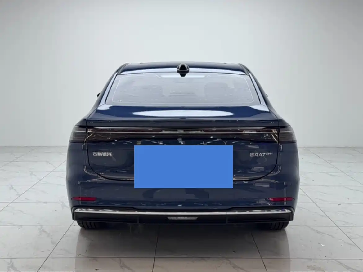Geely Galaxy Galaxy A7 2025 EM-i фото 2
