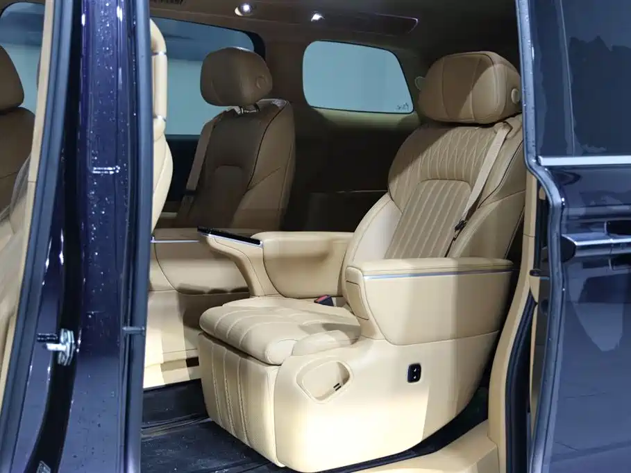 Voyah Auto Voyah Dreamer 2025 PHEV AWD Flagship Kunpeng Edition фото 12