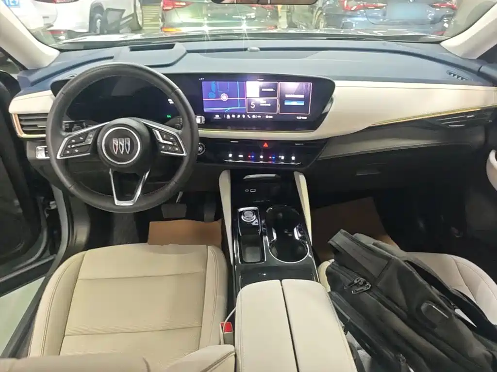 Buick Envision Plus 2026 2024 Enclave Plus 4WD Avenir Aivia