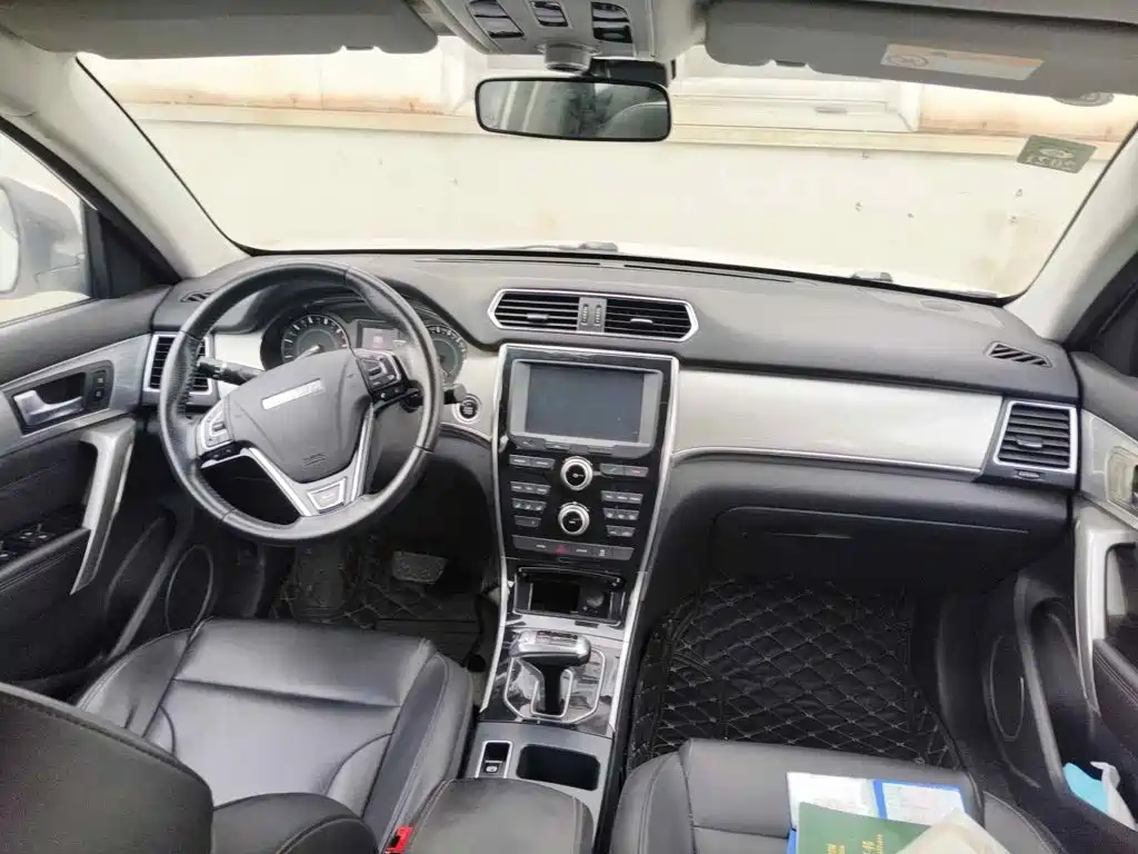 Фото 12 - Haval H2
