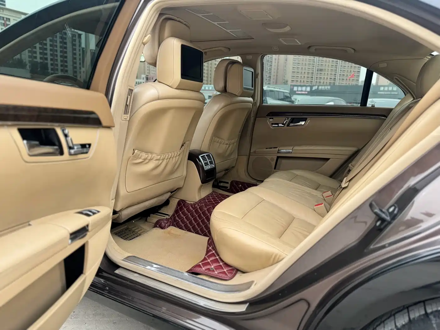 Mercedes-Benz S-Class 2010 S 300 L Business фото 6