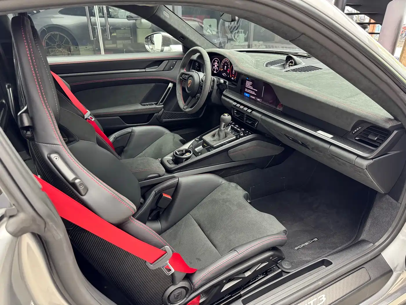 Porsche 911 2025 GT3 4.0L фото 11