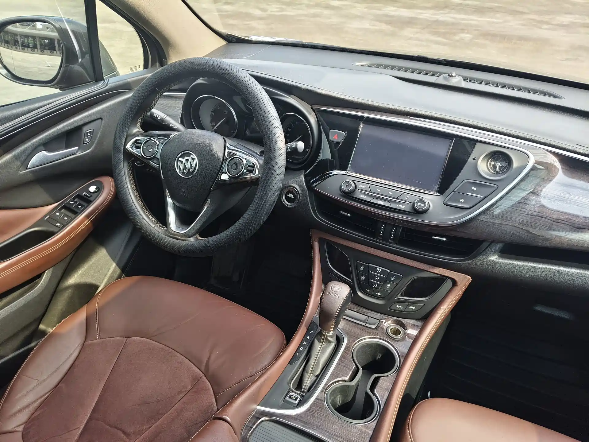 Фото 13 - Buick Envision Plus