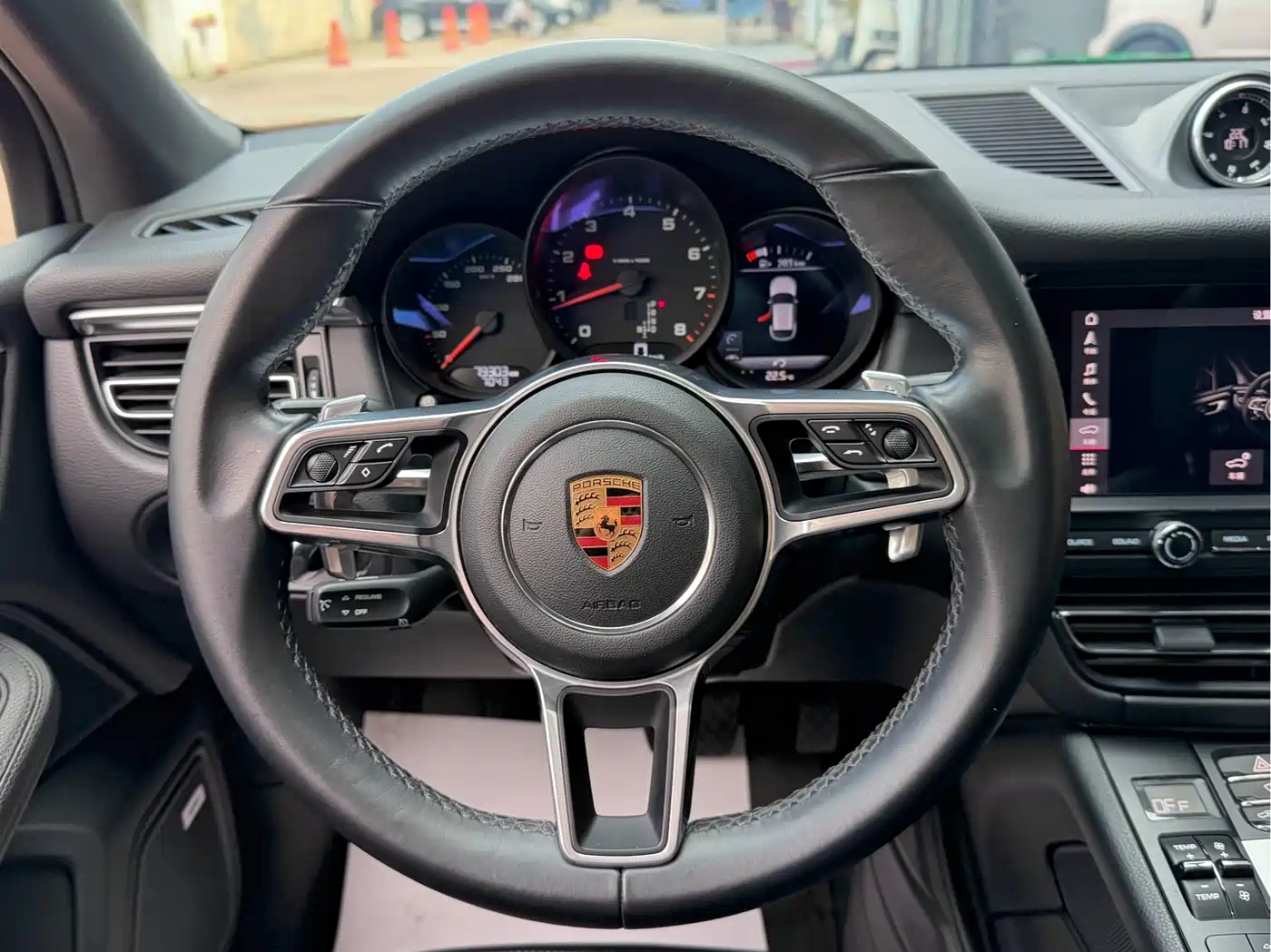 Porsche Macan 2018 Macan 2.0T фото 13